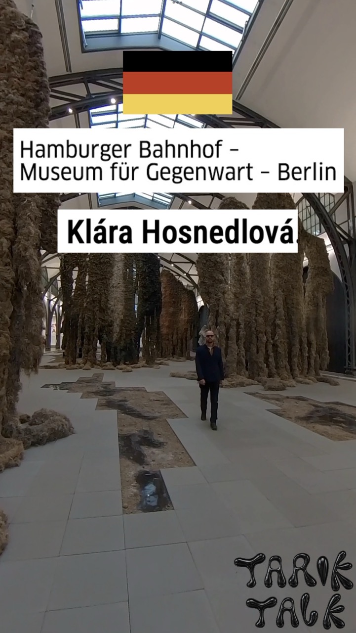 klara hosnedlova Chanel Berlin